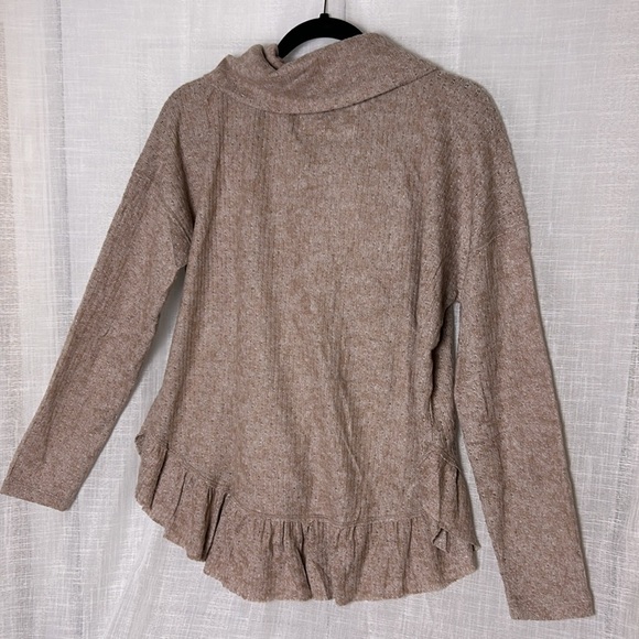Maeve Anthropologie,sweater,oversized S. ( M/L) PTP 21.5” ruffles ,peplum,boho, - Picture 4 of 7